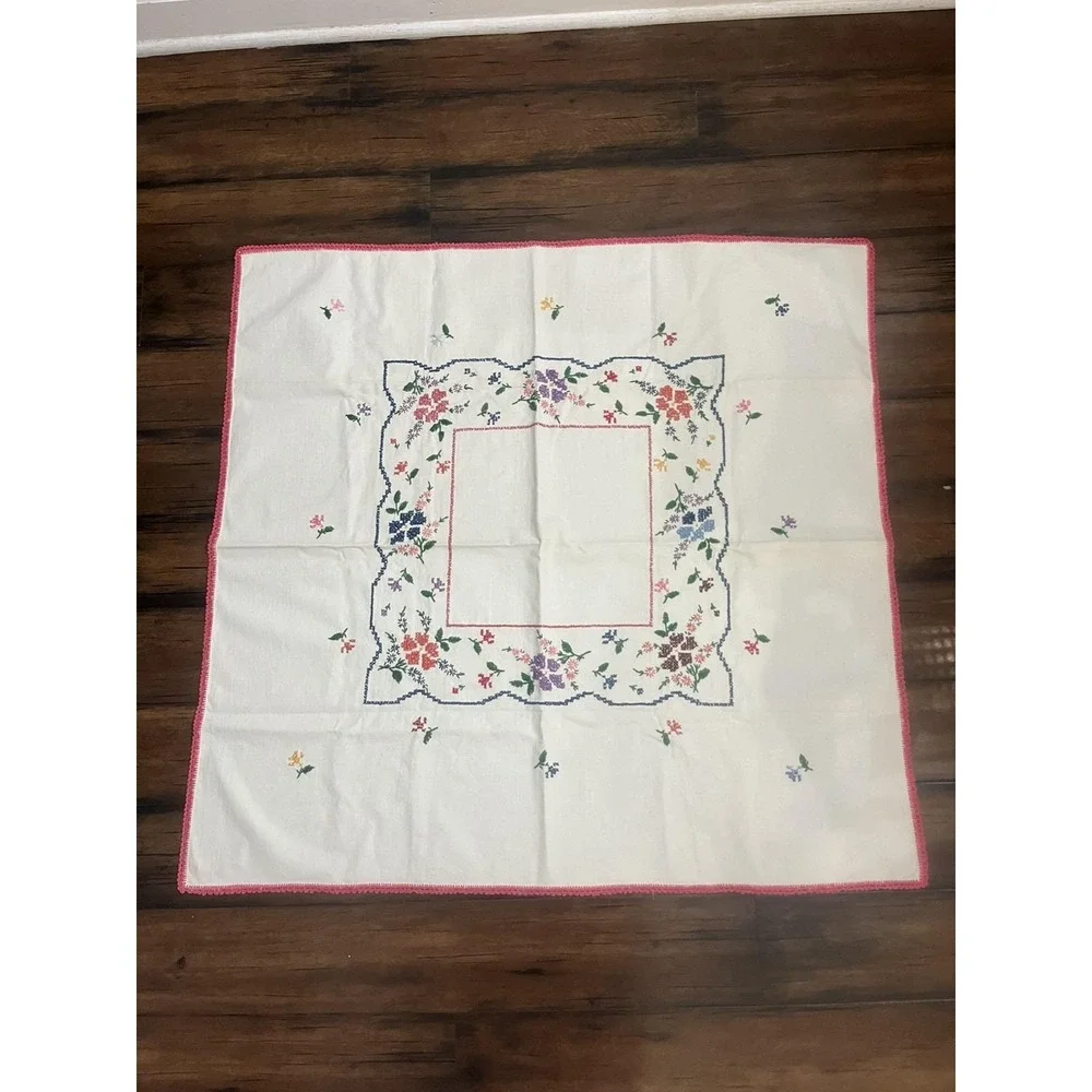 VTG‎ Cotton Tablecloth Embroidered Floral 34.5x36 handmade Farmhouse Cottagecore